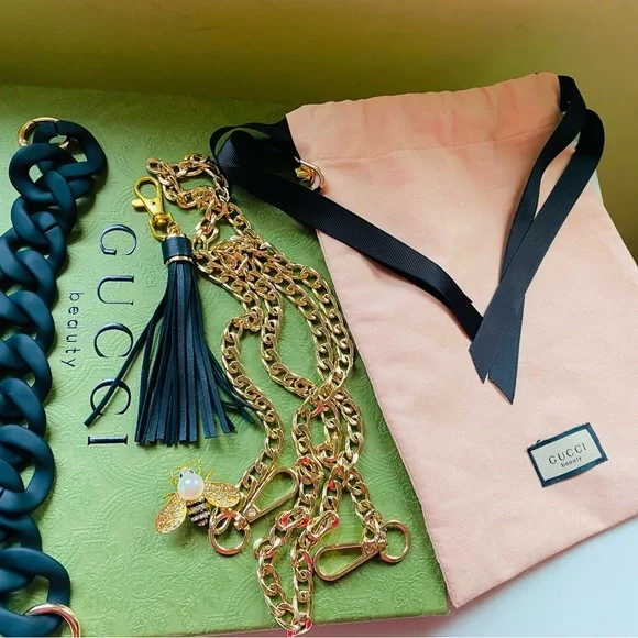 Gucci Beauty Drawstring Pouch - Picture 11 of 12